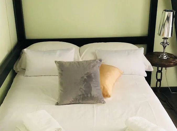 Luxy Vatican * Róma